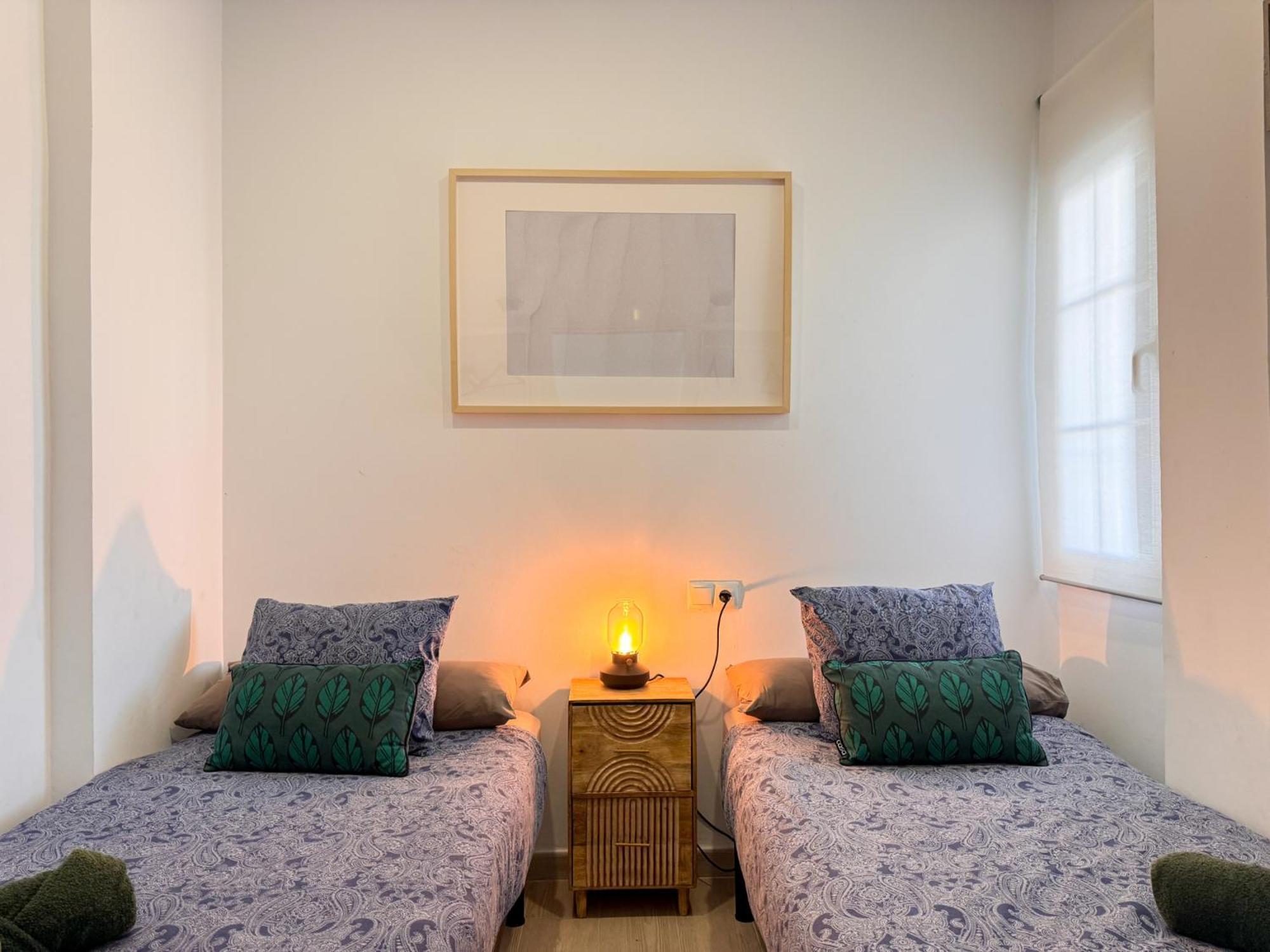 Tarifa Cozy House - Beach Front, Pool, Parking Екстериор снимка